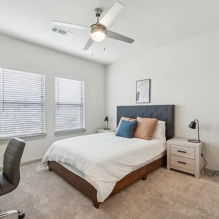 Chisholm Trace 1235 I Spacious 1 Bed 1 Bath